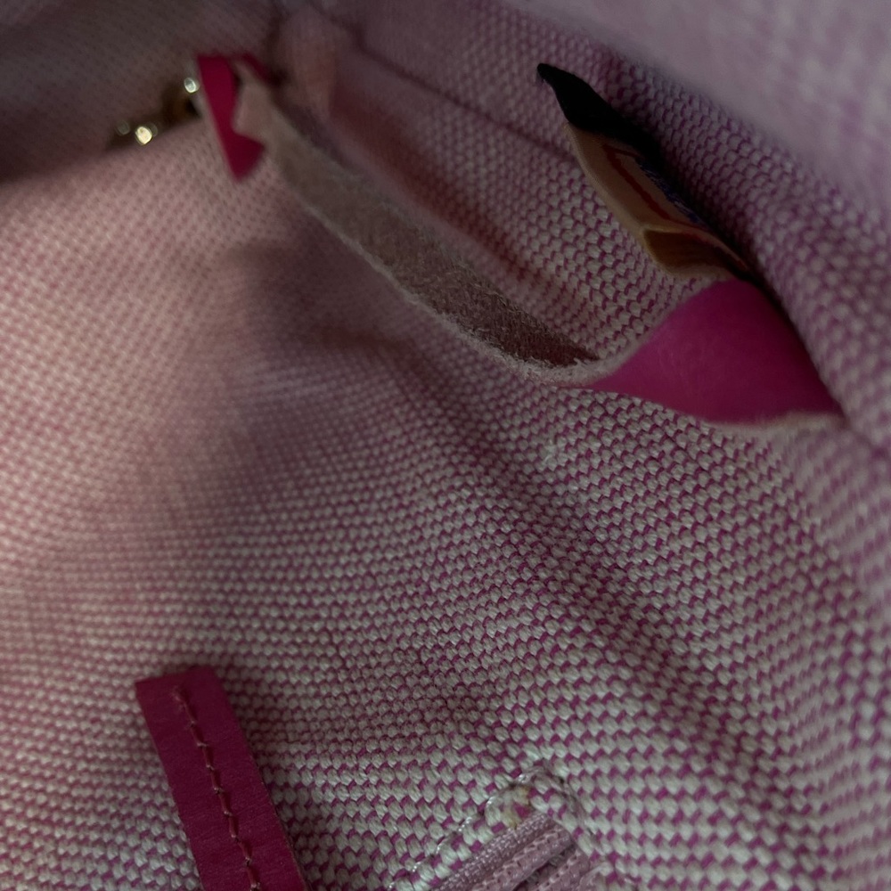 Vintage Dooney Bourke  North South bright pink logo bucket bag leather trim EUC - Picture 14 of 14